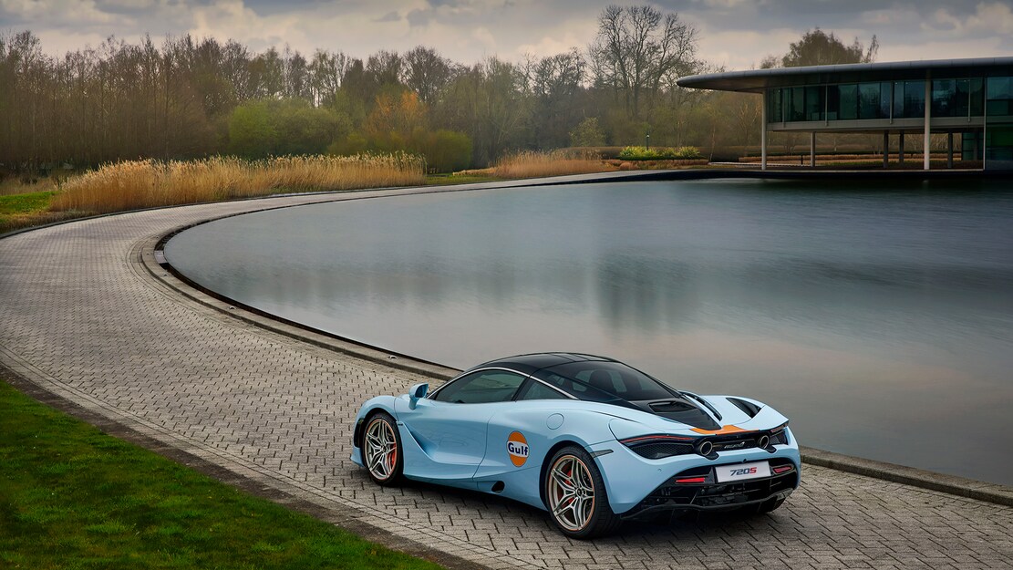 A McLaren 720S már a Gulf ikonikus színeiben is elérhető-07