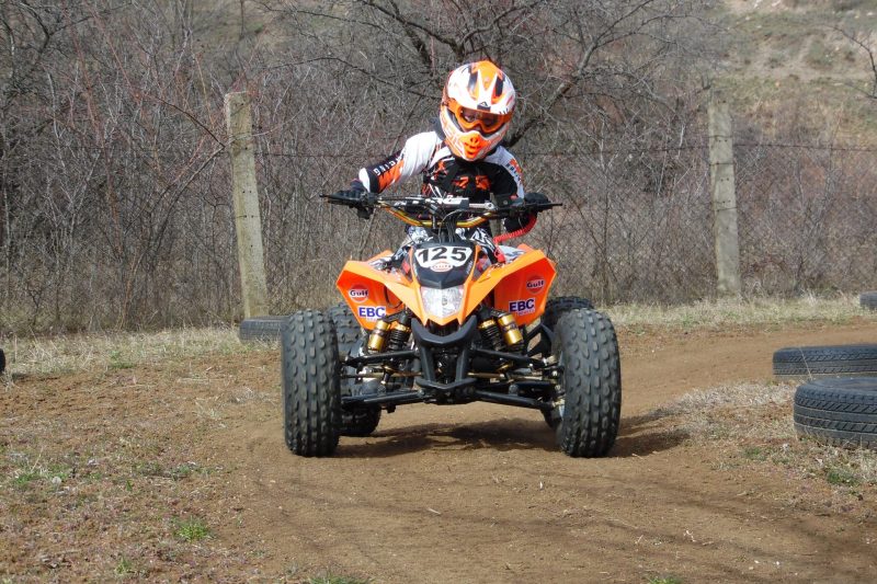 Gyakorlás és készülés a minimum vizsgára-Paczek-Mádi Barnabás–Pazek-Mádi Alex-1